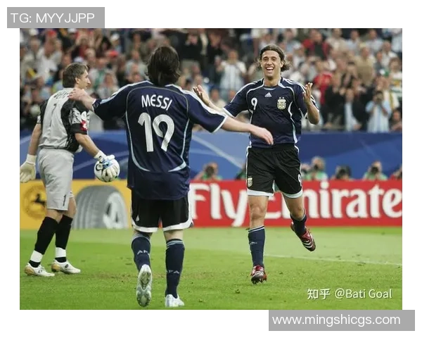 成都足球队荣登足球意识排行榜第二名引发热议