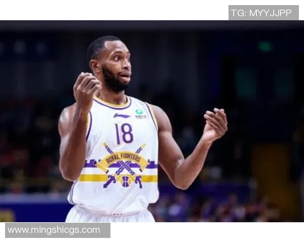 李磊畅谈篮球生涯与成长历程的点滴回顾与感悟 李磊畅谈篮球生涯与成长历程的点滴回顾与感悟